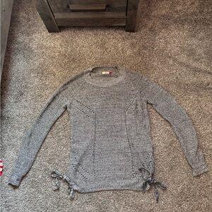 SO sweater in juniors XL